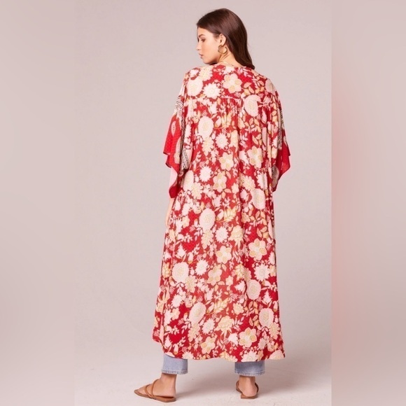 NWT! BAND OF GYPSIES  FROM PARIS WITH LOVE RED FLORAL KIMONO - RED/PALE BLUSH - Picture 3 of 4
